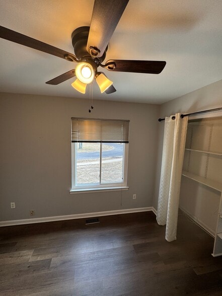 Building Photo - 103 Aspen Ct