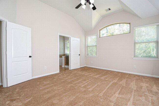 Building Photo - 38 Cheswood Manor Drive