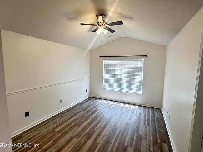 Building Photo - 4163 Highwood Dr