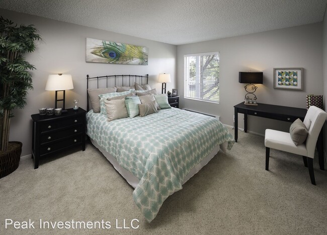 Building Photo - 735 Fathom Dr