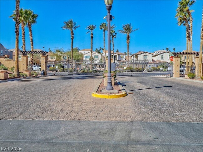 Building Photo - 1541 Sagrada Ct