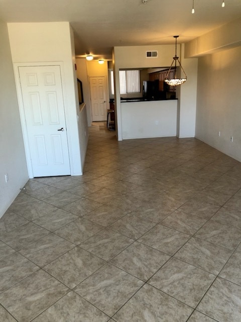 Building Photo - 425 W Rio Salado Pkwy