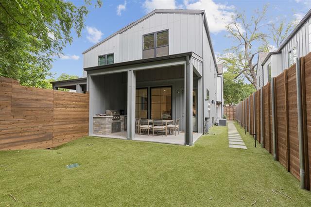 Building Photo - 1214 Haines Ave