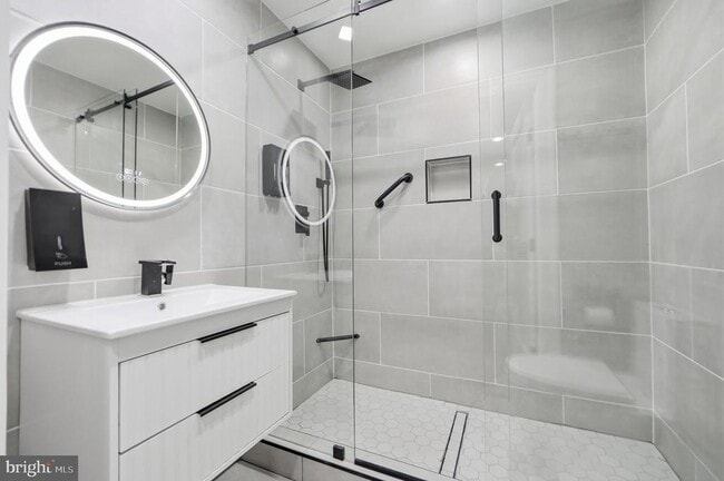 Building Photo - 6314 Barrs Ln