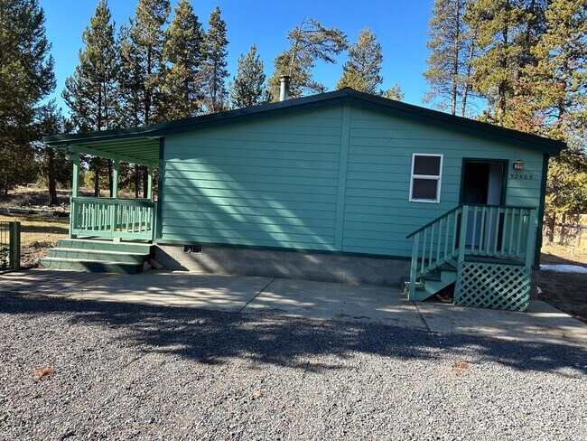 Building Photo - 52405 Antler Ln