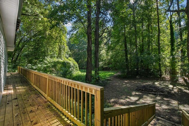 Building Photo - 2799 Brookcliff Landing NE
