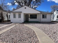 Building Photo - Charming Newly Renovated 3-Bedroom Home!