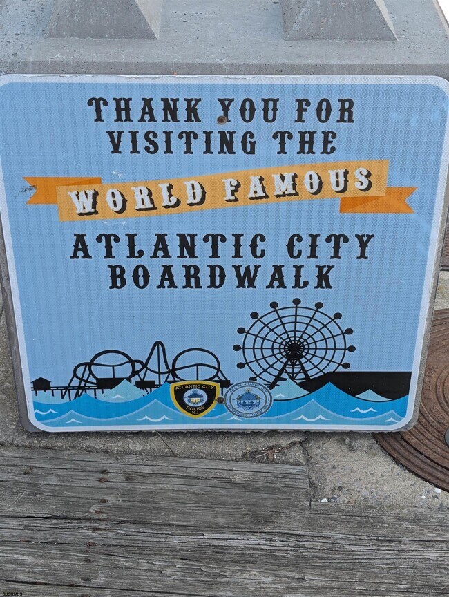 Building Photo - 3801 Boardwalk