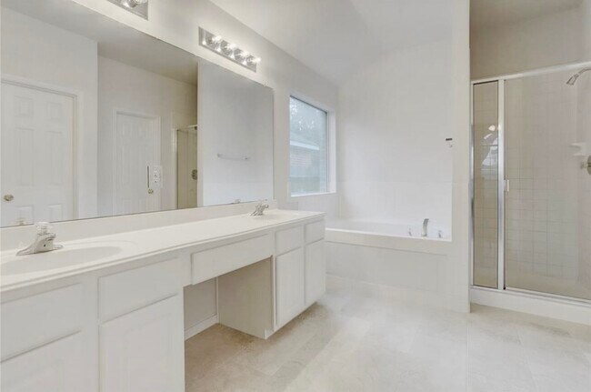 Building Photo - 6338 Big Oak Canyon Dr