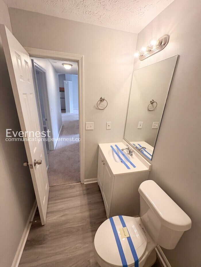 Building Photo - 3908 Old Ivy Ct