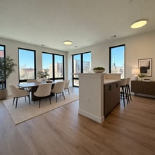 Building Photo - 407 Highland Ave