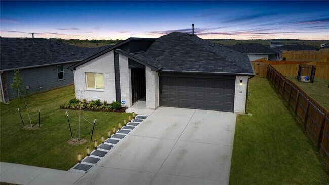 Building Photo - 730 Gladiola Lp