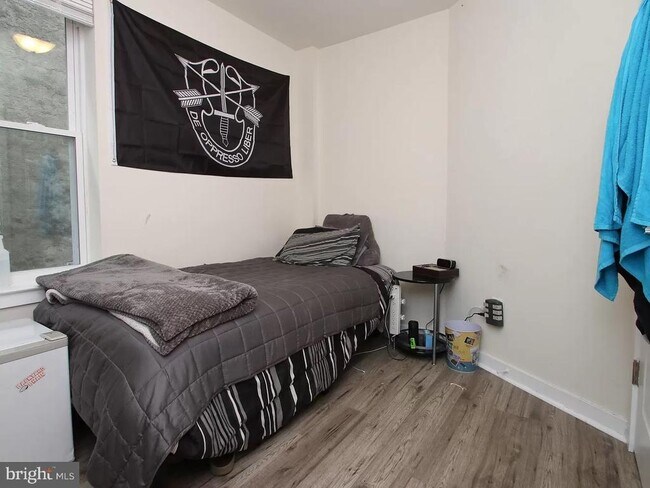 Building Photo - 1515 N Bouvier St