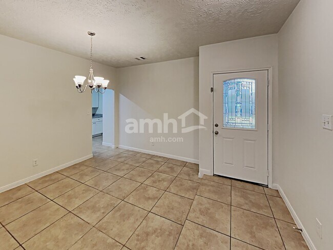 Building Photo - 13307 Montaigne Dr