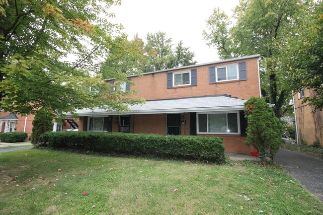 Primary Photo - 3 Bedroom ~ Clintonville