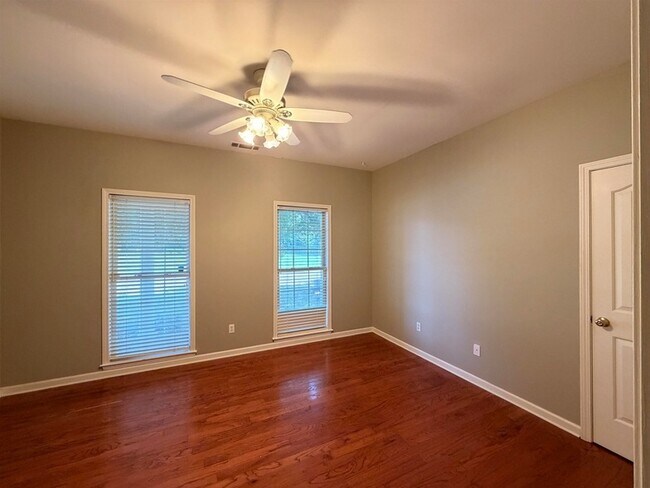 Building Photo - 5019 Rabbit Chase Ln