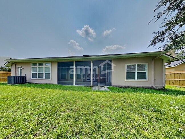 Building Photo - 8629 Derry Dr