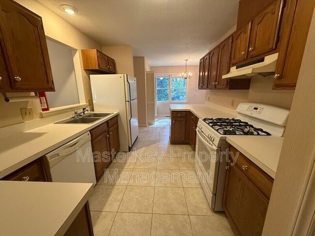 Building Photo - 102 Tapestry Terrace
