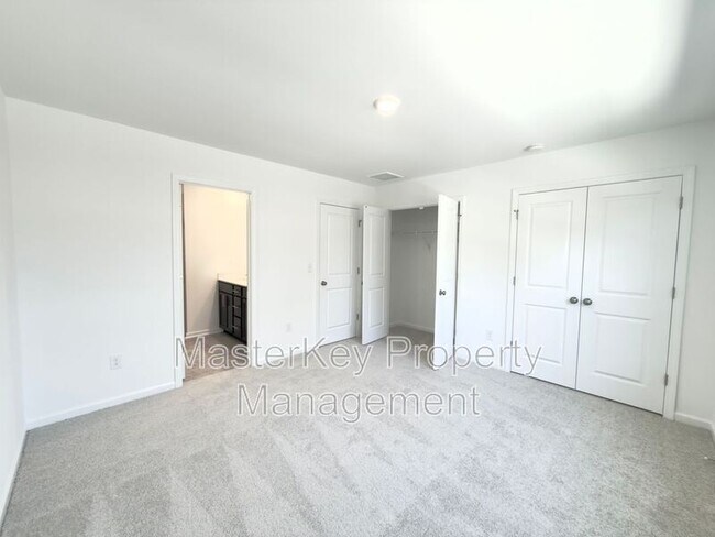 Building Photo - 1504 Crescent Townes Wy