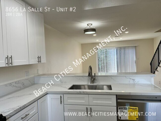 Building Photo - 8656 La Salle St