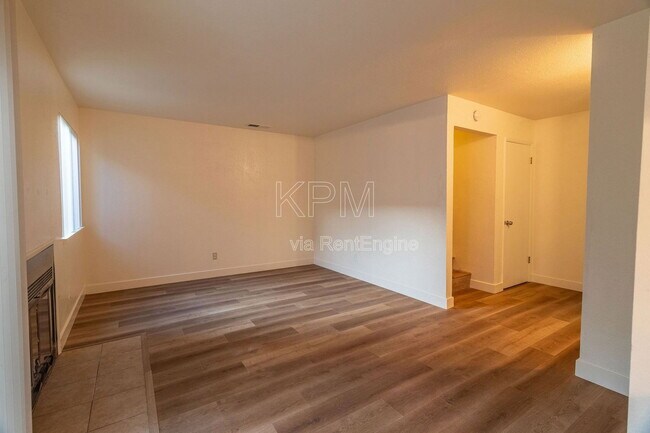 Building Photo - 4609 Da Vinci Dr