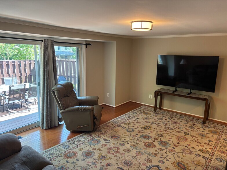 Building Photo - 5473 Mystic Ct