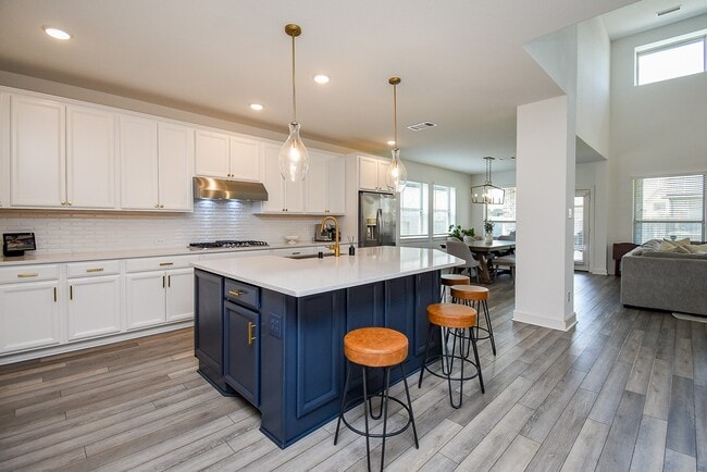 Building Photo - 23714 Sweeny Vly Dr