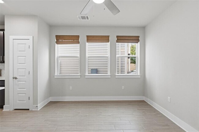 Building Photo - 2024 Sager Dr