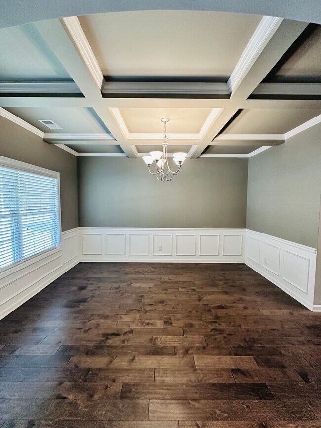 Building Photo - 205 Dog Fennel Ln