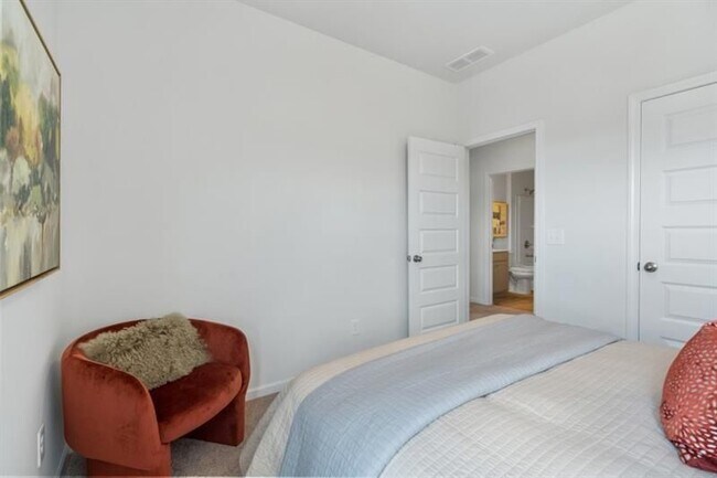 Building Photo - 67 Professional Pl