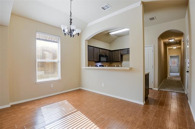 Building Photo - 2307 Wood River Pkwy