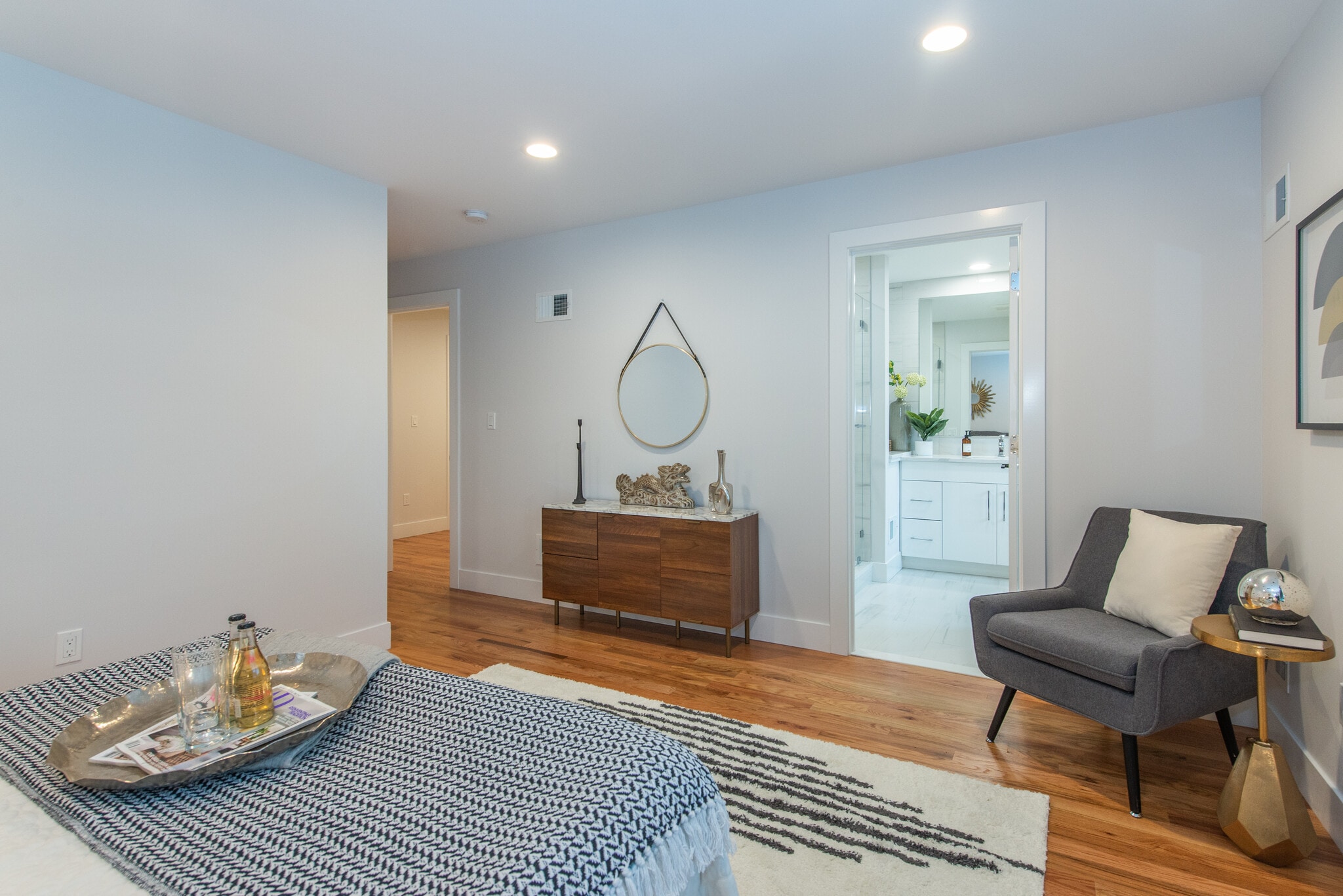 Building Photo - 360 Orange Rd