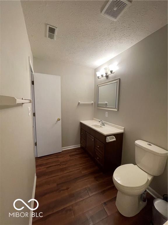 Building Photo - 1631 River Shore Pkwy