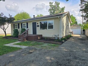 Building Photo - YOU CAN STOP YOUR SEARCH! Jeffersontown / Jtown Rental with 3 Bedrooms, 1 Full Baths, Ranch, 1 Ca...