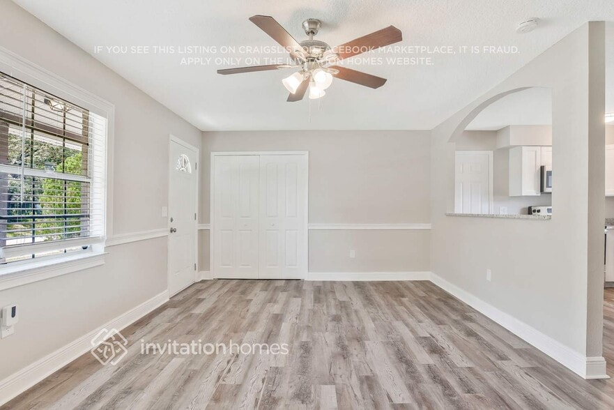 Building Photo - 3668 Yosemite Dr