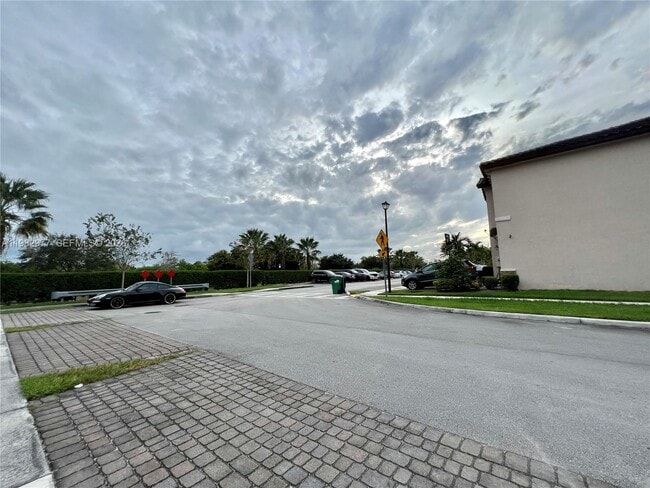 Building Photo - 11989 SW 150th Pl