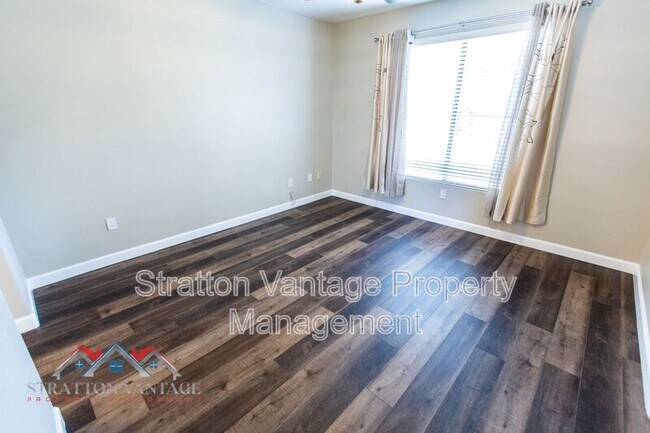 Building Photo - 11680 E Sahuaro Dr