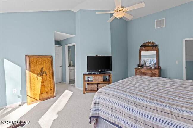 Building Photo - 26 Bayview Ct