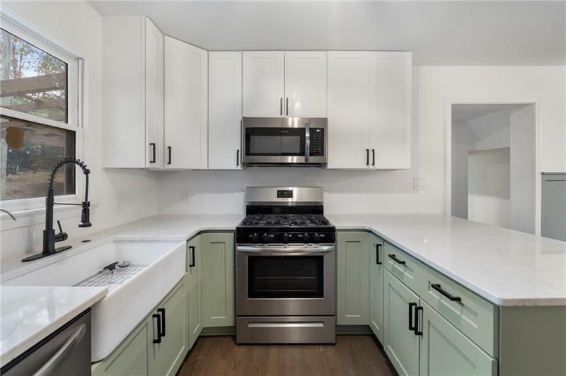 Building Photo - 3142 Chamblee Gap Rd