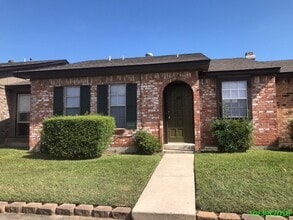 Building Photo - 1507 Barcelona Way Dr