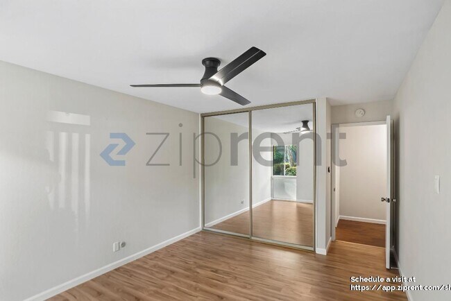 Building Photo - 280 Easy St