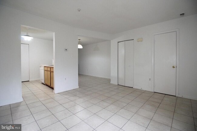 Primary Photo - 10144 Reprise Dr