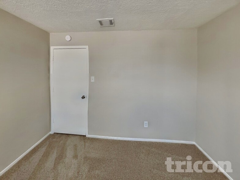 Building Photo - 20203 Fox Haven Ln