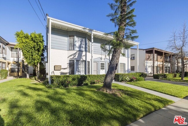 Building Photo - 5324 Vantage Ave