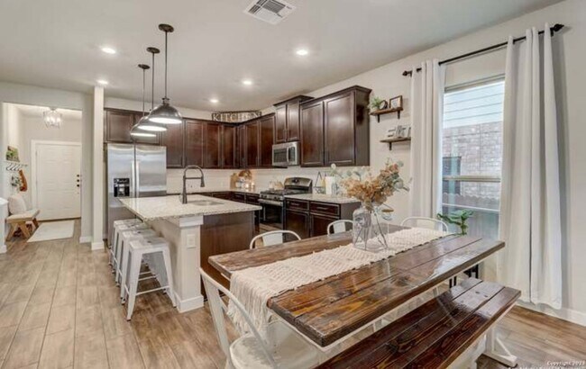 Building Photo - **Your Dream Home Awaits in Gated Ladera!*...