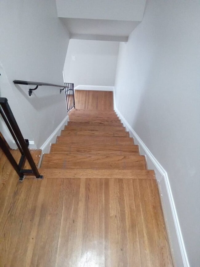 Building Photo - Luxury Condo in Monroe's Beautiful Historic District!  Some Utilities included.