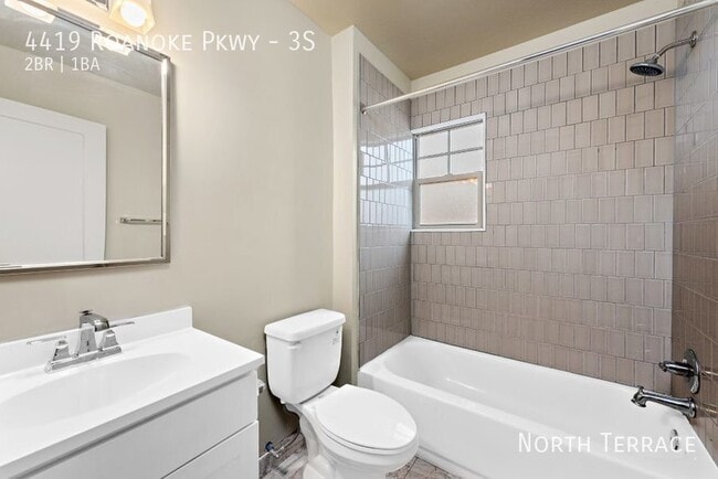 Building Photo - 4419 Roanoke Pkwy