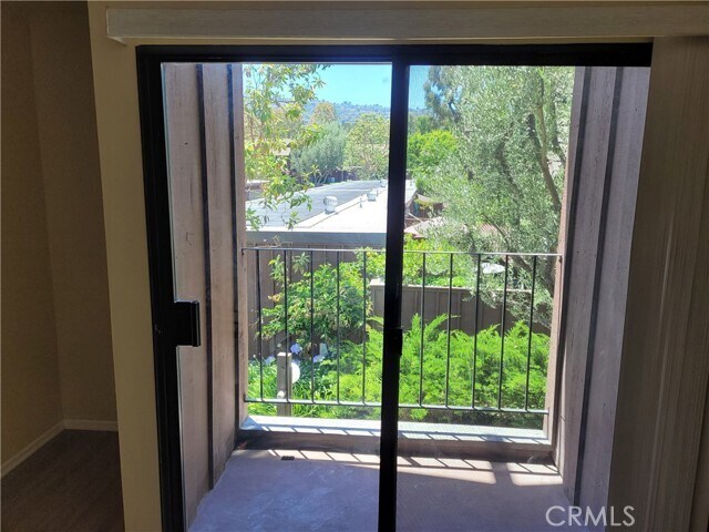 Building Photo - 2074 Mt Shasta Dr