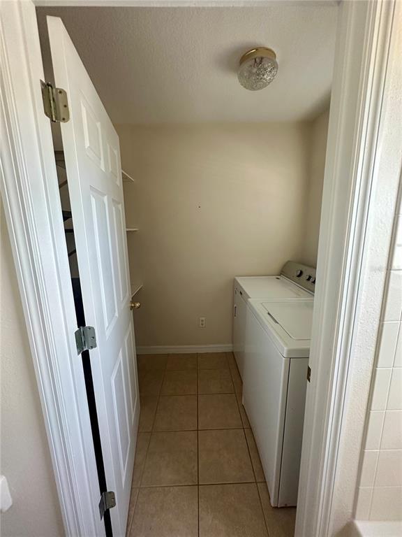 Building Photo - 6112 Chapledale Dr