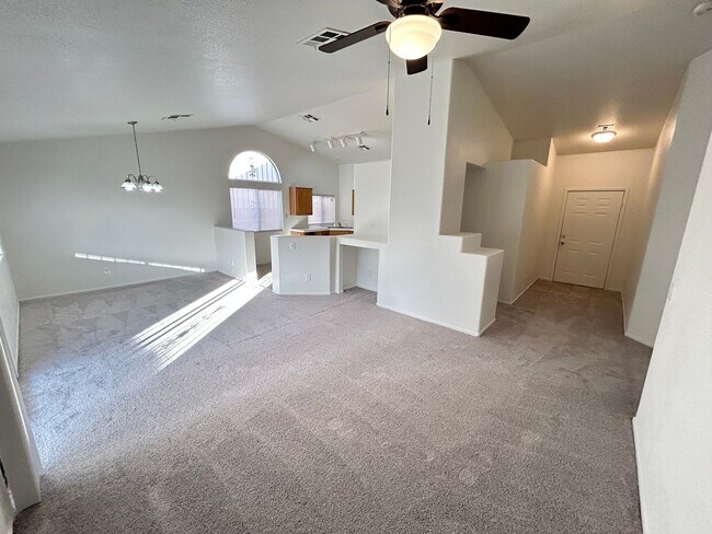 Building Photo - Welcome Home! Charming 3 Bedroom, 2 Bath, ...